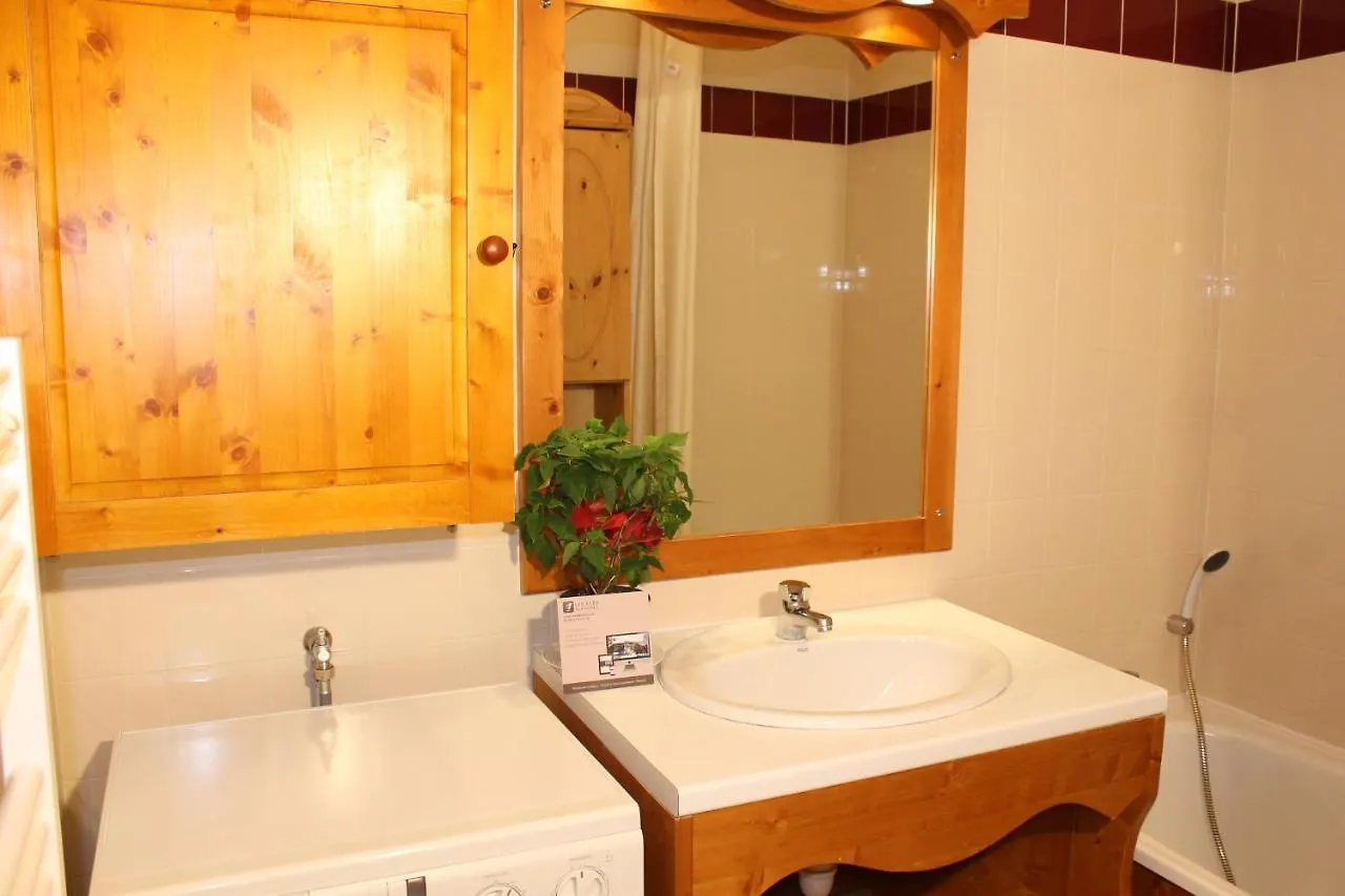 Residence Saboia B56 Cles Blanches Courchevel 0*,